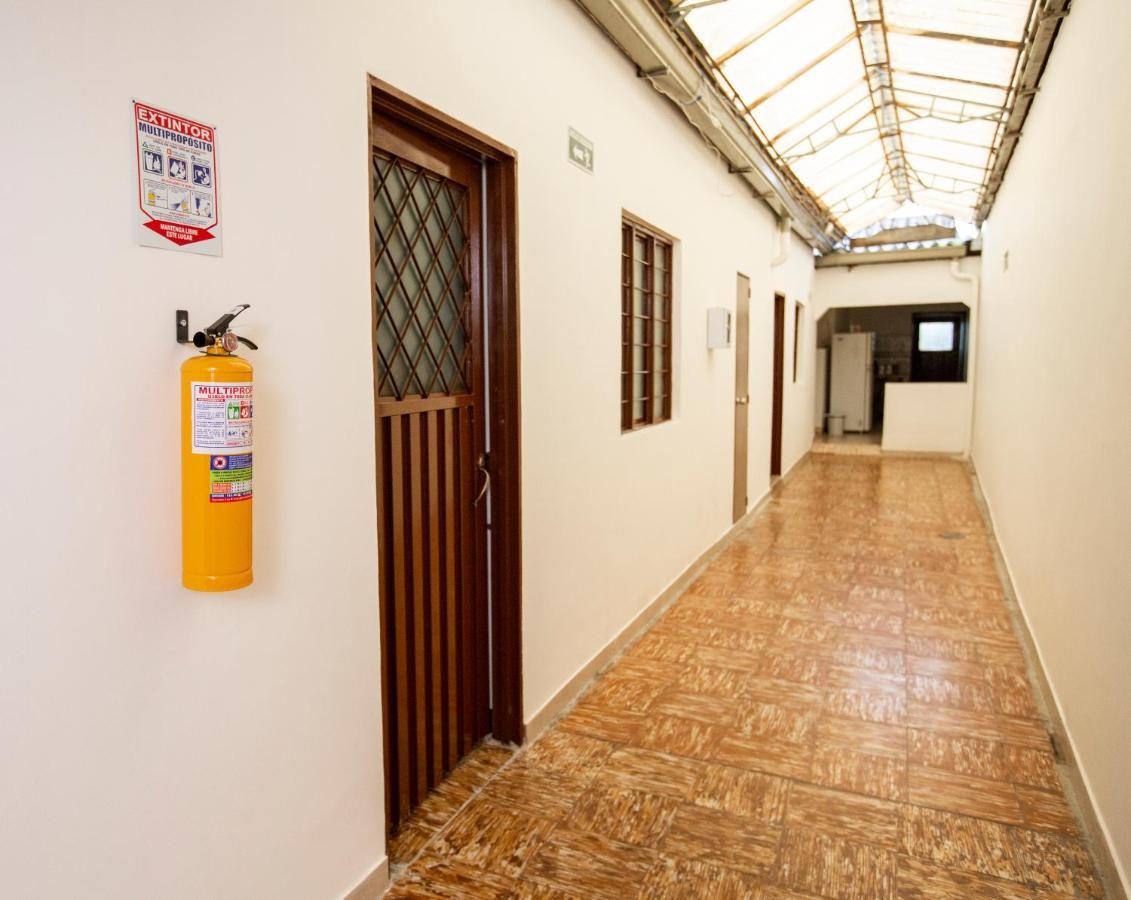 Komodo Alojamiento- Hostal Autoservicio, Ubicado Cerca Al Centro Historico - Bano Privado, Wifi , Cama 2X2 Y Agua Caliente Y Cocina Compartida Popayan Ngoại thất bức ảnh