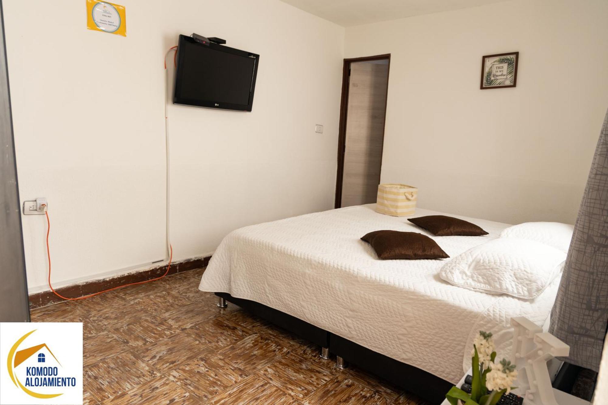 Komodo Alojamiento- Hostal Autoservicio - Ubicado Muy Cerca Al Centro Historico -Habitaciones Con Bano Privado, Wifi , Cama 2X2 Popayan Ngoại thất bức ảnh